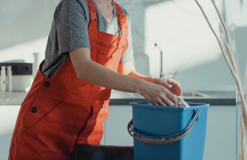 Best Exit Cleaning in Annerley