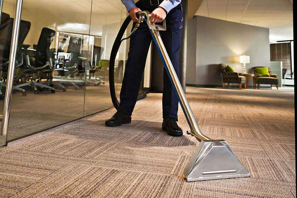 Understanding the importance of carpet cleaning for bond return 
