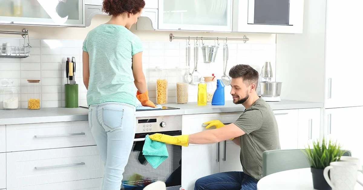 How to get the bond refund at the end of the semester?