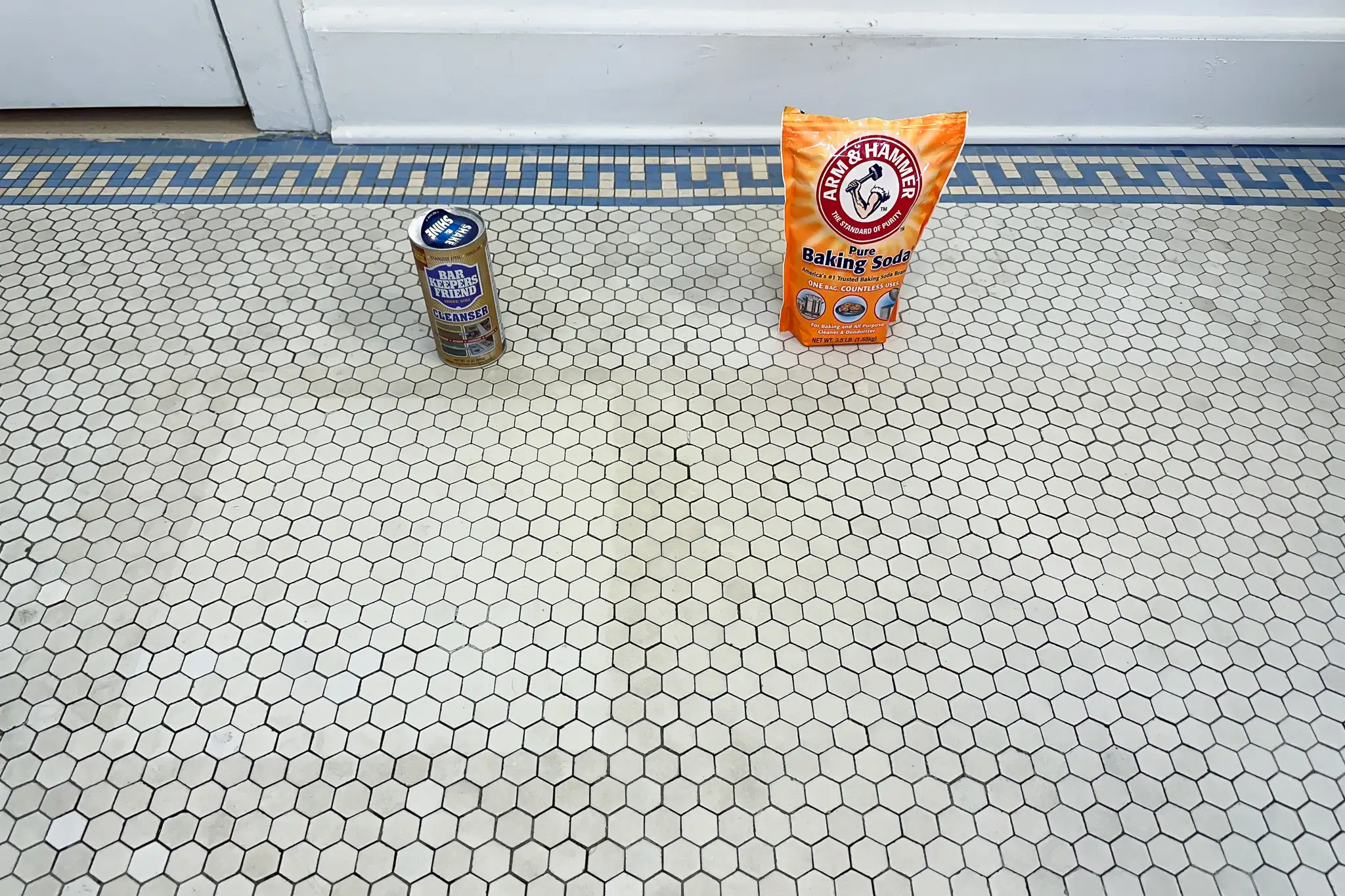 Remove of soap scum and hard water